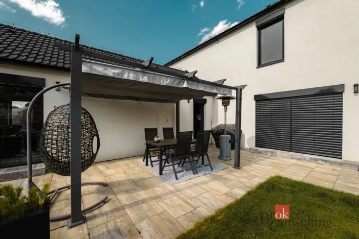 Prodej rodinného domu, Plzeň - Malesice, U Lesa, 240 m2