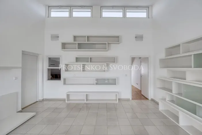 Prodej ordinace, Křižanov, Benešovo náměstí, 530 m2