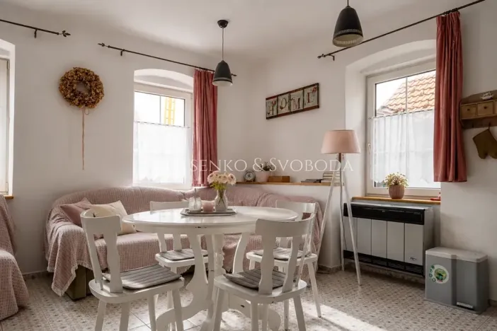 Prodej ubytování, Číměř, 650 m2