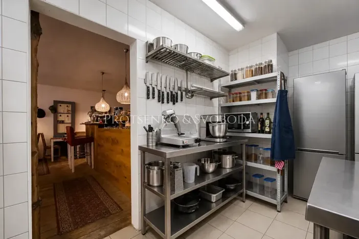 Prodej ubytování, Číměř, 650 m2
