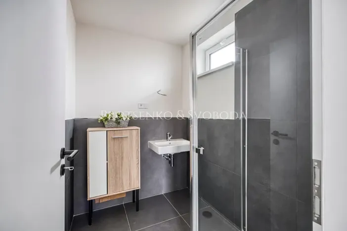 Prodej rodinného domu, Frymburk, 218 m2