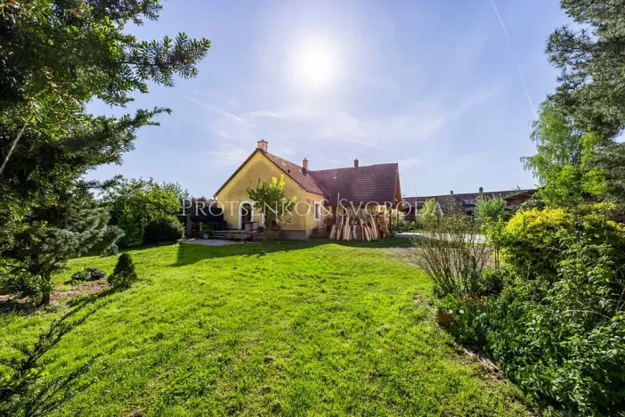 Prodej rodinného domu, Heřmaň, 298 m2