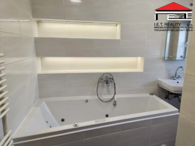 Prodej rodinného domu, Kladno, Husova, 520 m2