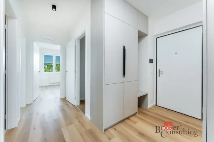 Pronájem bytu 3+kk, Praha - Hloubětín, Waltariho, 79 m2