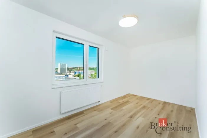 Pronájem bytu 3+kk, Praha - Hloubětín, Waltariho, 79 m2