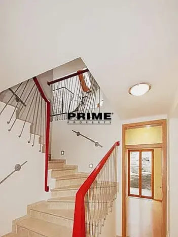 Pronájem kanceláře, Praha - Střešovice, Nad hradním vodojemem, 350 m2