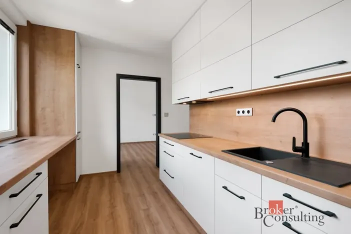Prodej bytu 3+1, Velké Meziříčí, Poštovní, 72 m2