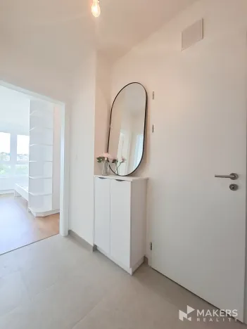 Pronájem bytu 2+kk, Praha - Vysočany, Pod Harfou, 45 m2