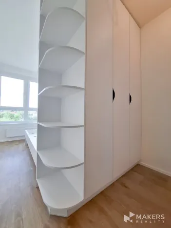 Pronájem bytu 2+kk, Praha - Vysočany, Pod Harfou, 45 m2