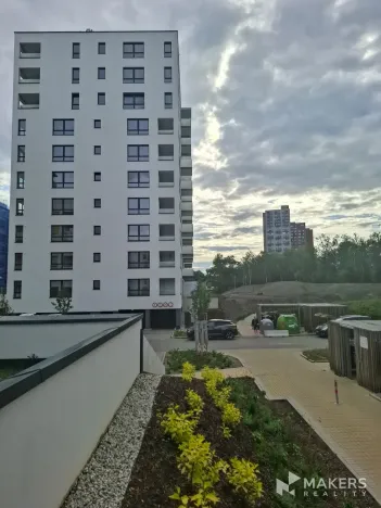 Pronájem bytu 2+kk, Praha - Vysočany, Pod Harfou, 45 m2