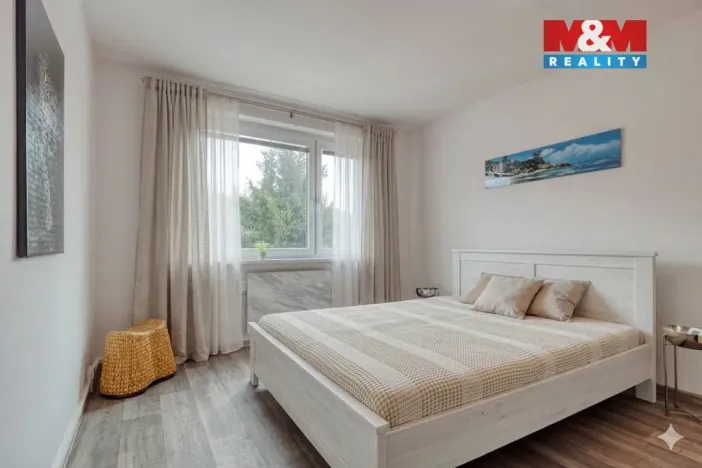 Prodej bytu 2+1, Kolinec, 63 m2