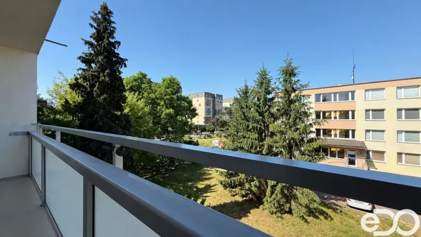 Pronájem bytu 2+kk, Praha, K Vystrkovu, 50 m2