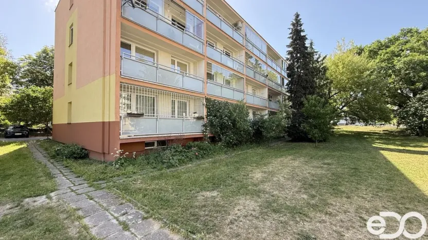 Pronájem bytu 2+kk, Praha, K Vystrkovu, 50 m2