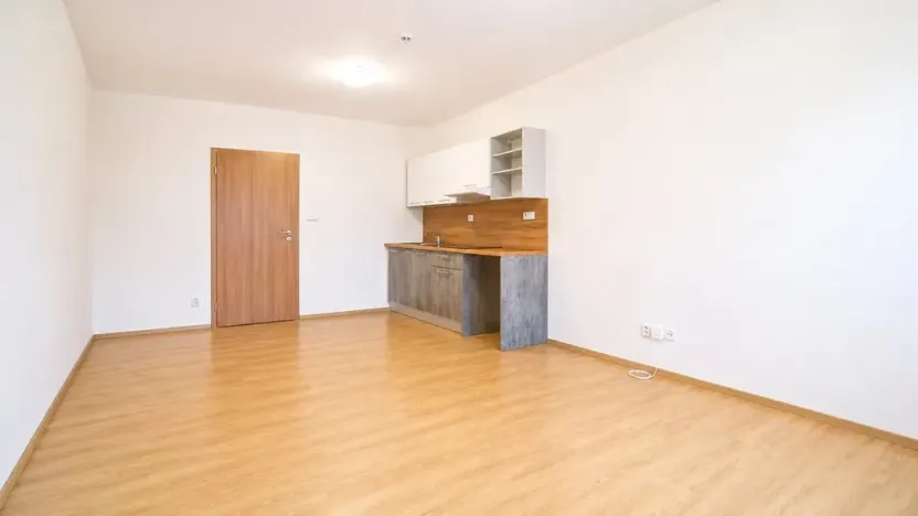 Pronájem bytu 1+kk, Syrovice, 26 m2