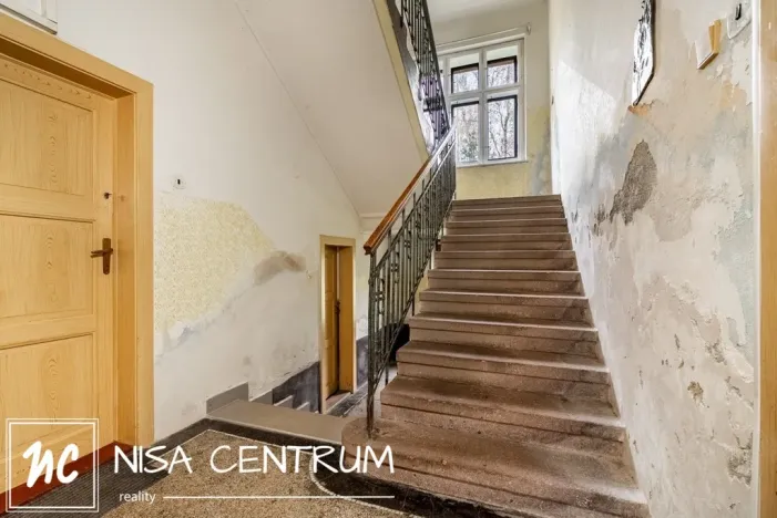 Prodej rodinného domu, Benešov u Semil, 220 m2
