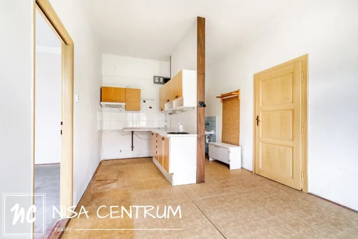 Prodej rodinného domu, Benešov u Semil, 220 m2