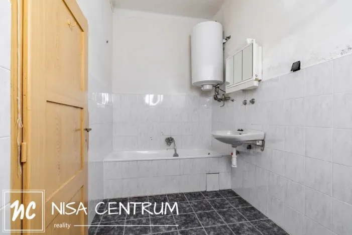 Prodej rodinného domu, Benešov u Semil, 220 m2