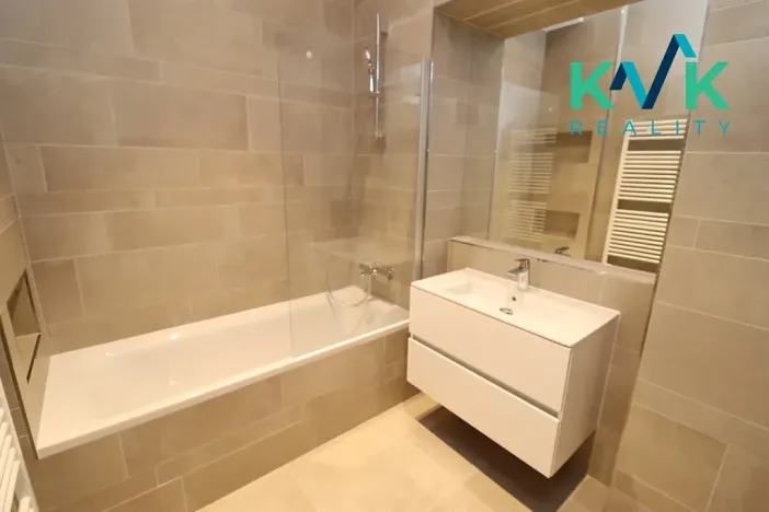Prodej bytu 3+kk, Karlovy Vary, Mattoniho nábřeží, 83 m2