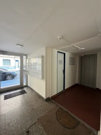 Prodej bytu 3+1, Praha, Hartigova, 64 m2