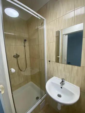Pronájem bytu 1+kk, Praha - Hlubočepy, Na Zlíchově, 23 m2
