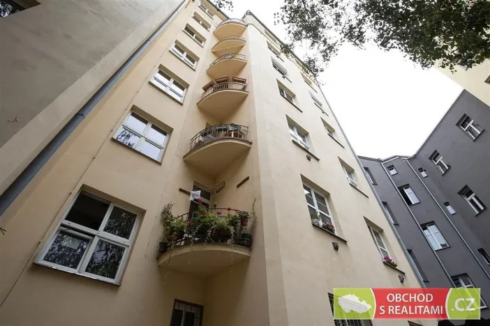 Pronájem bytu 2+kk, Praha, Nuselská, 52 m2