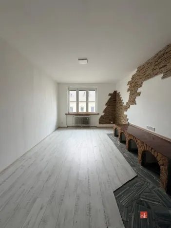 Pronájem bytu 2+1, Aš, Hlavní, 77 m2