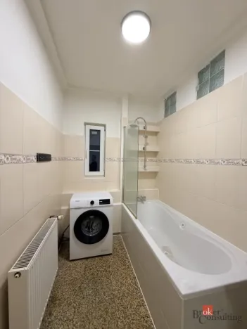 Pronájem bytu 2+1, Aš, Hlavní, 77 m2