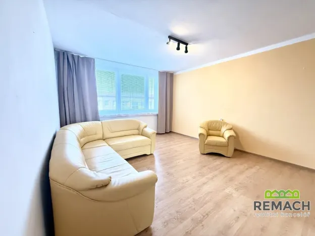 Pronájem bytu 3+1, Uherské Hradiště, Sadová, 68 m2