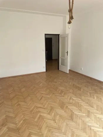 Pronájem bytu 1+kk, Praha - Břevnov, Bělohorská, 40 m2