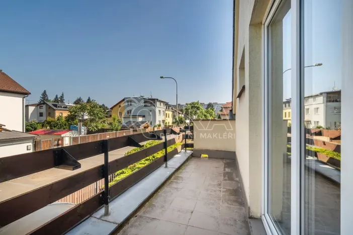 Pronájem bytu 2+kk, Praha - Prosek, Poleradská, 40 m2