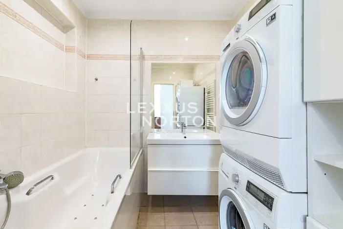 Pronájem bytu 4+kk, Praha - Vinohrady, náměstí Jiřího z Poděbrad, 150 m2