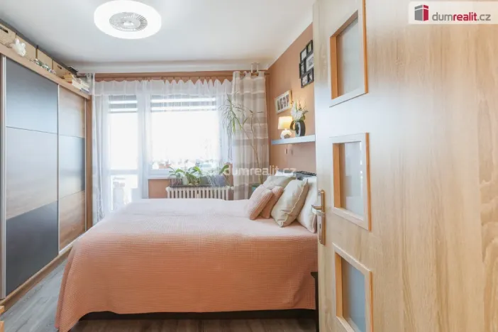 Prodej bytu 2+1, Kladno - Kročehlavy, Obránců míru, 53 m2