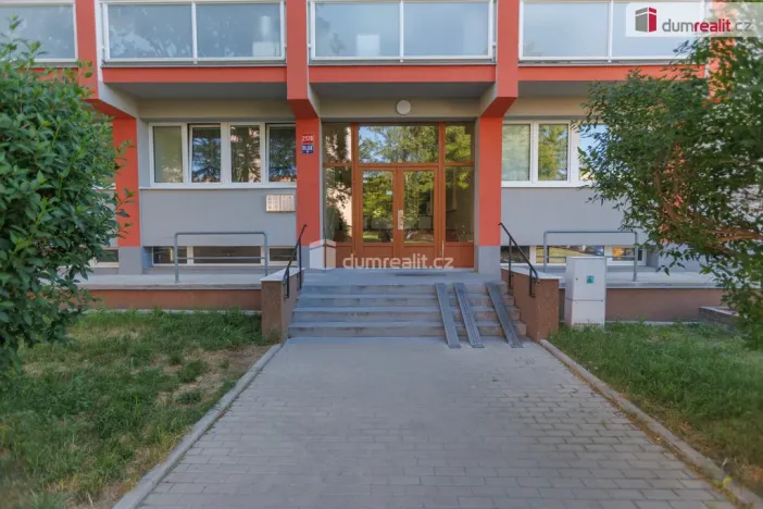 Prodej bytu 2+1, Kladno - Kročehlavy, Obránců míru, 53 m2