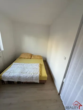 Pronájem bytu 2+1, Sazovice, 70 m2