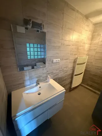 Pronájem bytu 2+1, Sazovice, 70 m2
