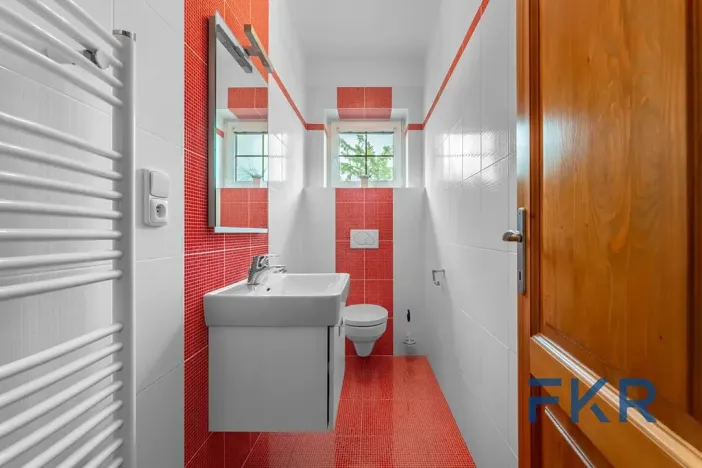 Prodej rodinného domu, Praha - Dolní Počernice, Listopadová, 242 m2