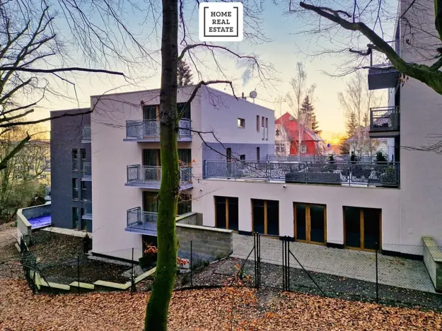 Prodej kanceláře, Karlovy Vary, Šumavská, 150 m2