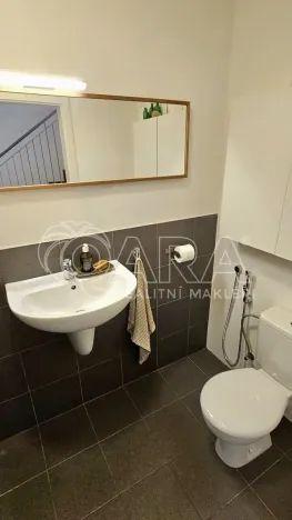 Pronájem rodinného domu, Beroun - Beroun-Město, Za Viničnou, 143 m2