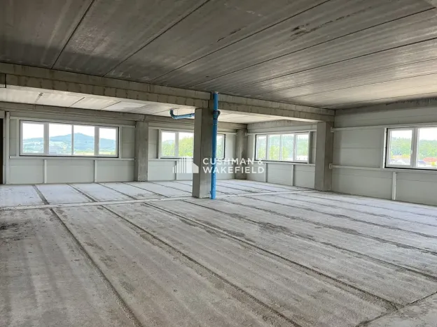 Prodej skladu, Nová Paka, 9000 m2