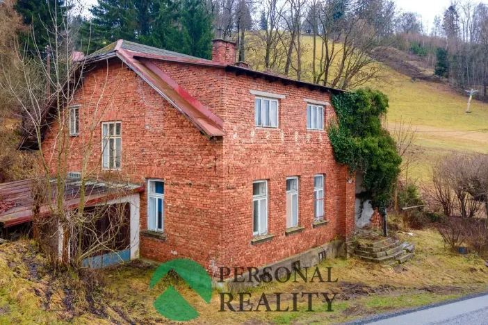 Prodej rodinného domu, Benecko, 251 m2