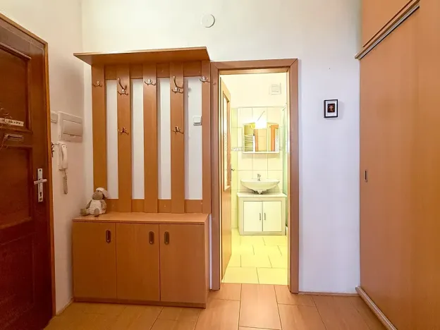 Pronájem bytu 2+kk, Jihlava, Komenského, 50 m2