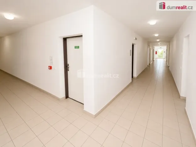 Pronájem bytu 2+kk, Klecany, V Honech, 47 m2