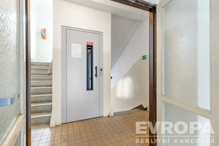 Prodej bytu 2+1, Praha - Michle, Jihlavská, 53 m2