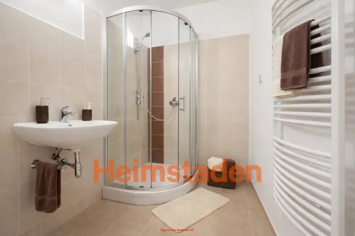 Pronájem bytu 2+1, Karviná - Nové Město, tř. Osvobození, 56 m2