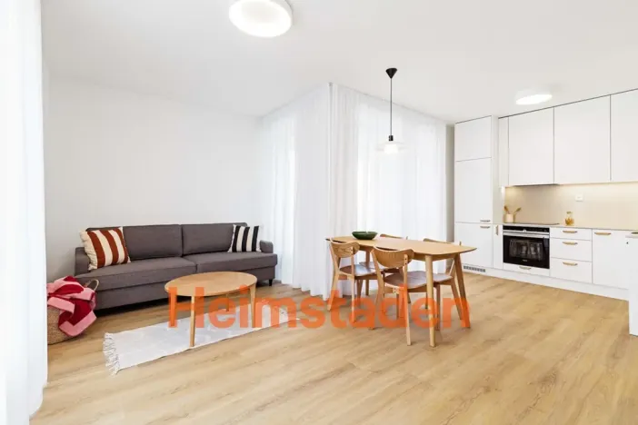 Pronájem bytu 2+kk, Praha - Holešovice, Vrbenského, 55 m2