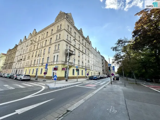 Pronájem bytu 4+1, Praha - Nusle, Svatoplukova, 94 m2