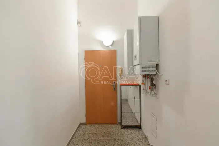 Pronájem bytu 1+kk, Praha - Smíchov, Lidická, 33 m2