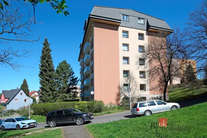 Prodej bytu 3+1, Liberec - Liberec VI-Rochlice, Na Jezírku, 70 m2