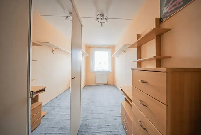 Prodej bytu 3+1, Plzeň, Kralovická, 68 m2