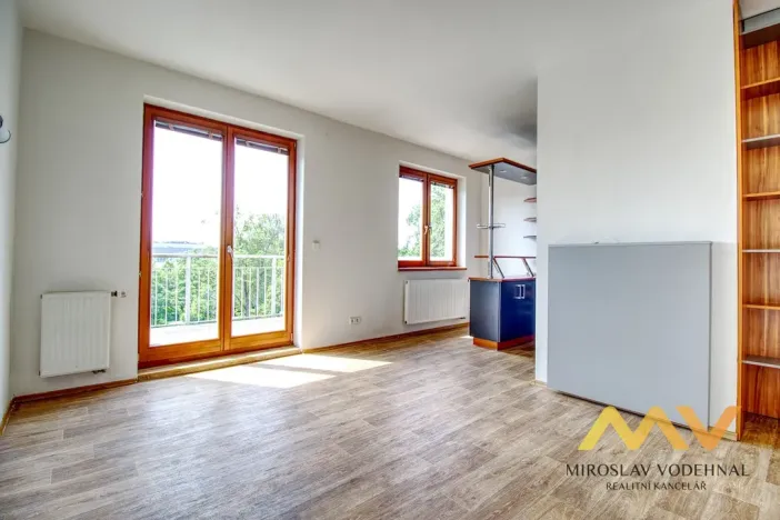 Pronájem bytu 1+kk, Hradec Králové - Nový Hradec Králové, Mrštíkova, 32 m2